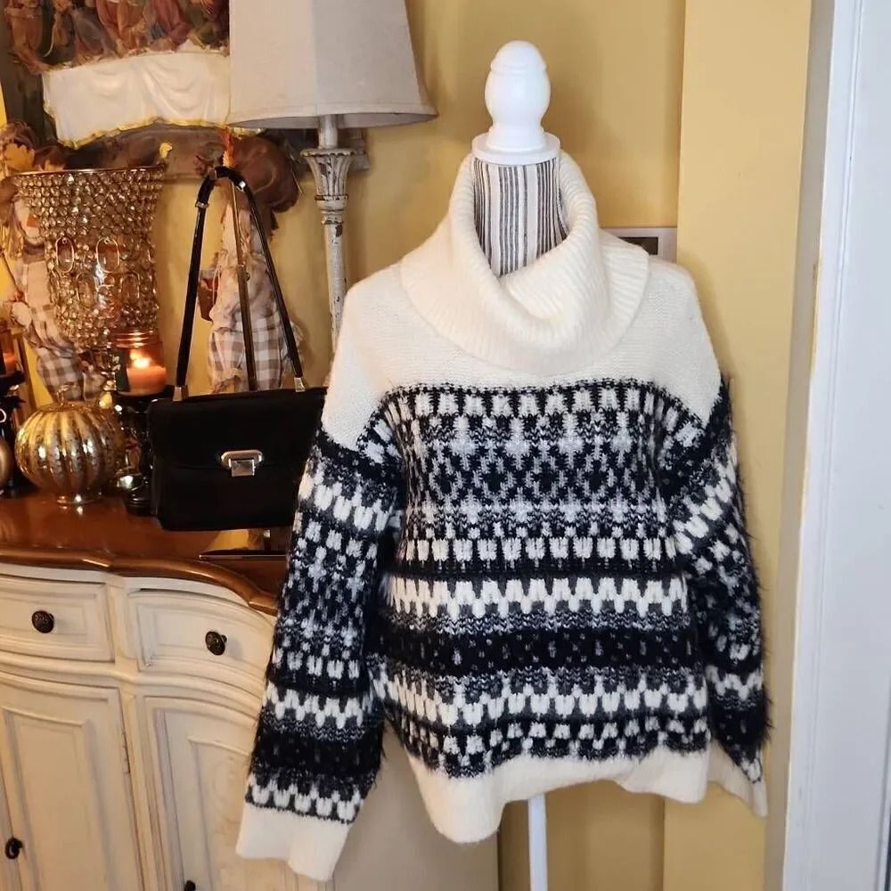 Universal thread cowl neck sweater women's XXL